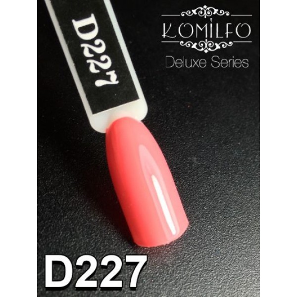 Gel polish D227 8 ml Komilfo Deluxe