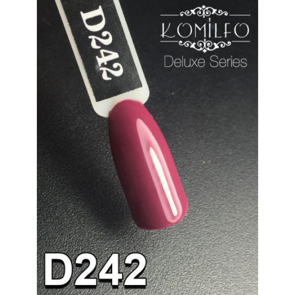 Gel polish D242 8 ml Komilfo Deluxe