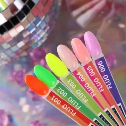 FLUO collection Kira Nails