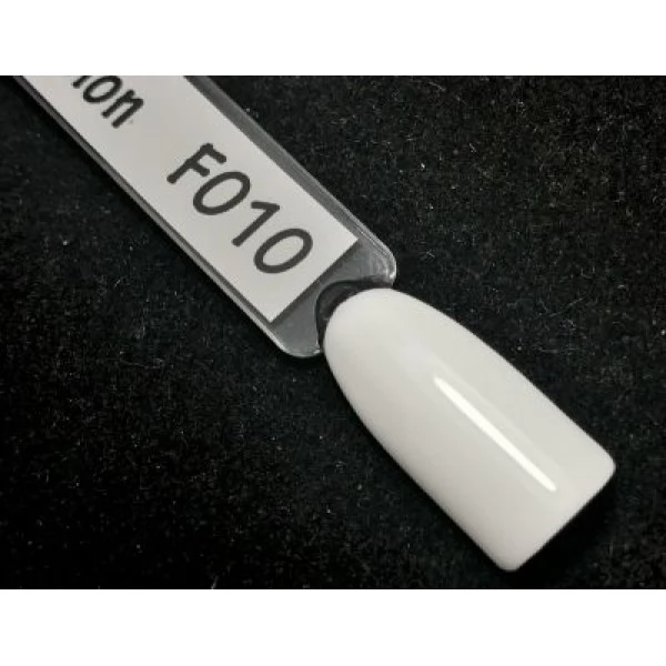 Gel polish F010 8 ml Komilfo French